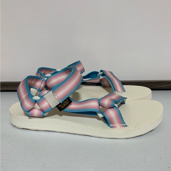 Teva Women's Original Universal Gradiate Sandal-Size 6 - Picture 1 of 11